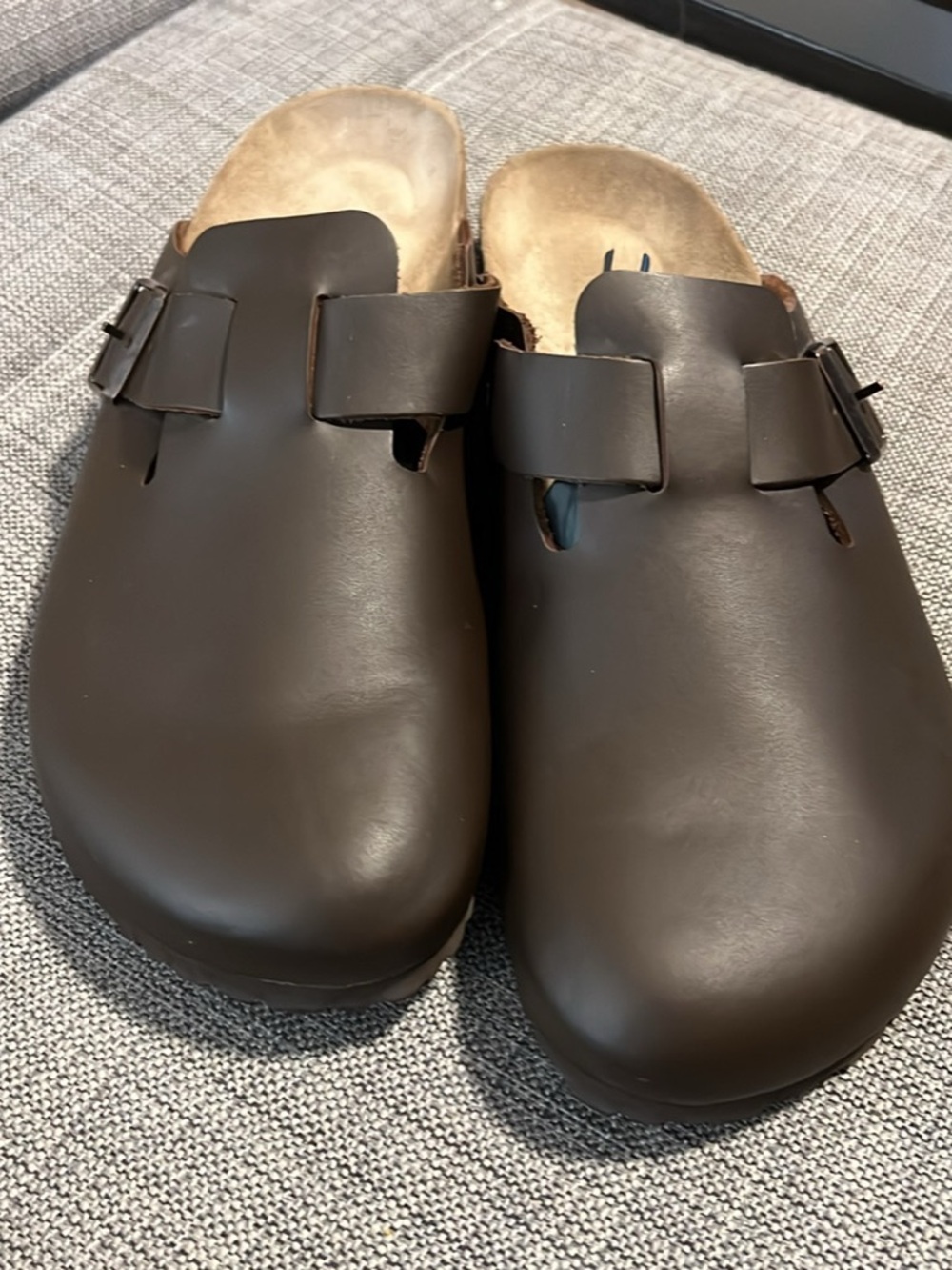 🔺sold🔺Men's Slip-On Leather Clogs in Dark Brown